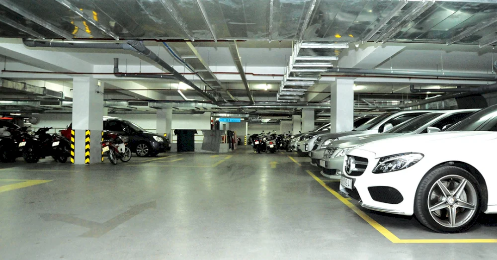 Hầm The West có cho khách ngoài để xe, đặc biệt là khách của các doanh nghiệp đặt trụ sở tại tòa nhà