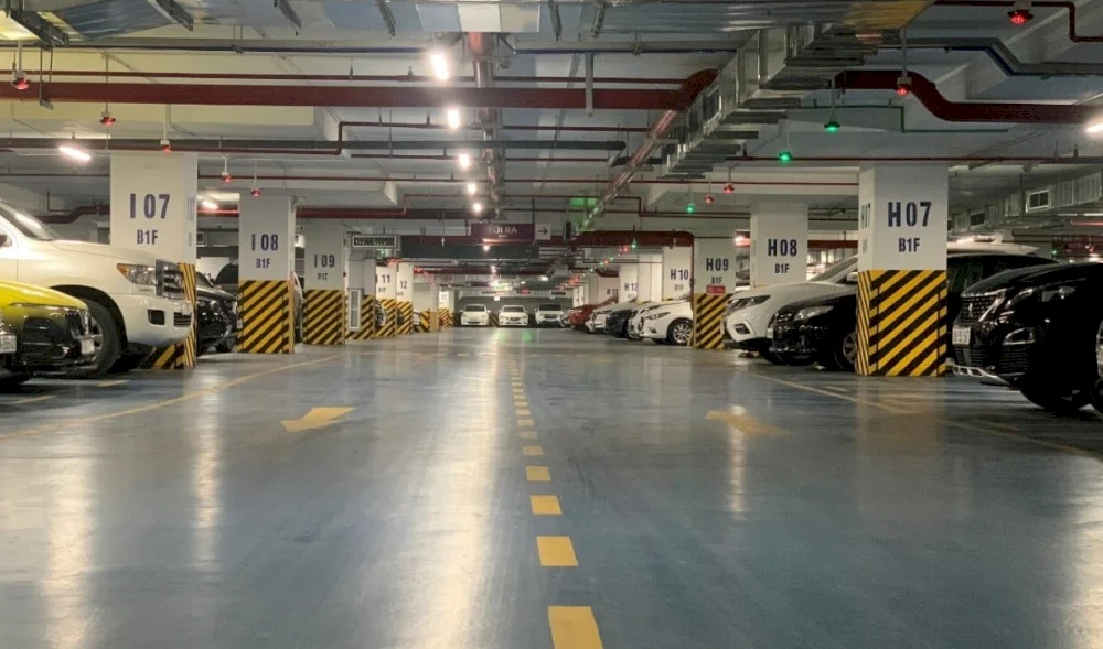 Hầm The West có sức chứa lên đến hơn 500 ô tô và 2500 xe máy