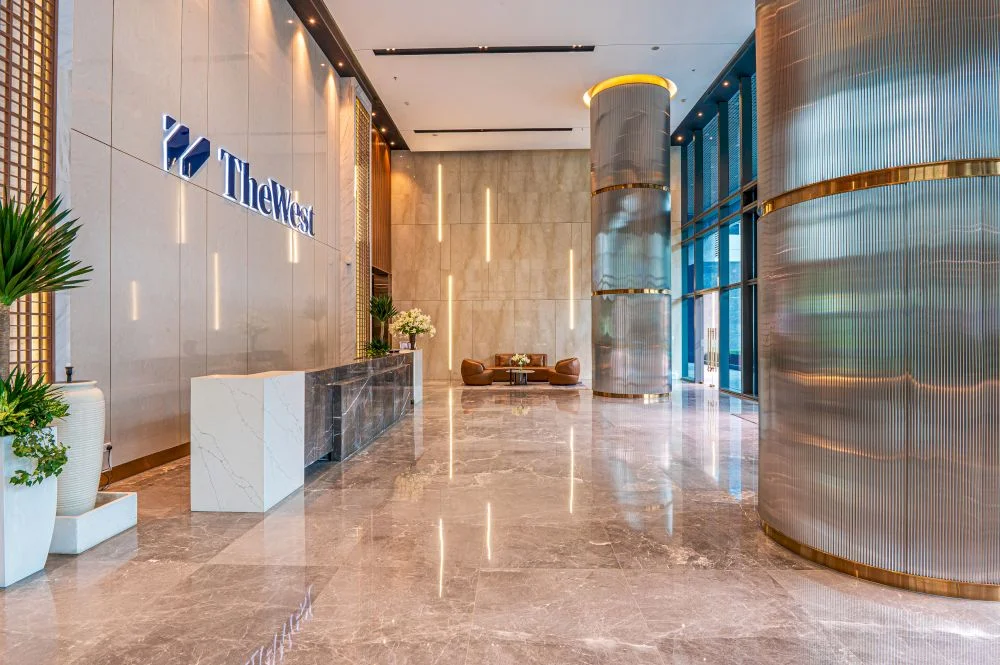 Bạn nên ưu tiên những văn phòng được trang bị đầy đủ tiện ích như The West để mang lại môi trường làm việc chuyên nghiệp, thoải mái